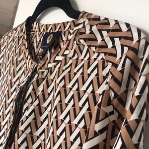 Elegant Long-sleeve Lightweight Blouse